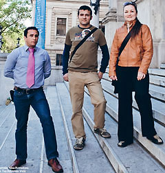 Alejandro Verdin, Sujan Dhamala, Alisa Aizmailova: Sie studierten in Österreich. Das Resümee: Viele Auflagen durch die Behörden, wenig Arbeitschancen. Die Hürden, die Studierende aus Drittstaaten überwinden müssen, sind massiv.